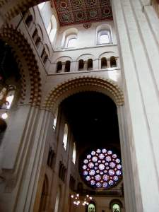 The clean, unadorned lines inside St. Albans Abbey
