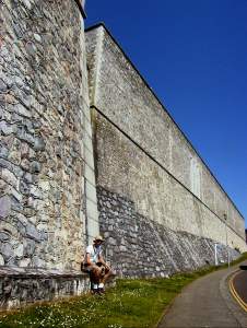 The massive walls of the Royal Citadel (1660). Figure next to walls is to scale :) Our walls
are bigger than those of the Vatican - nah-nah ne nah-nah!